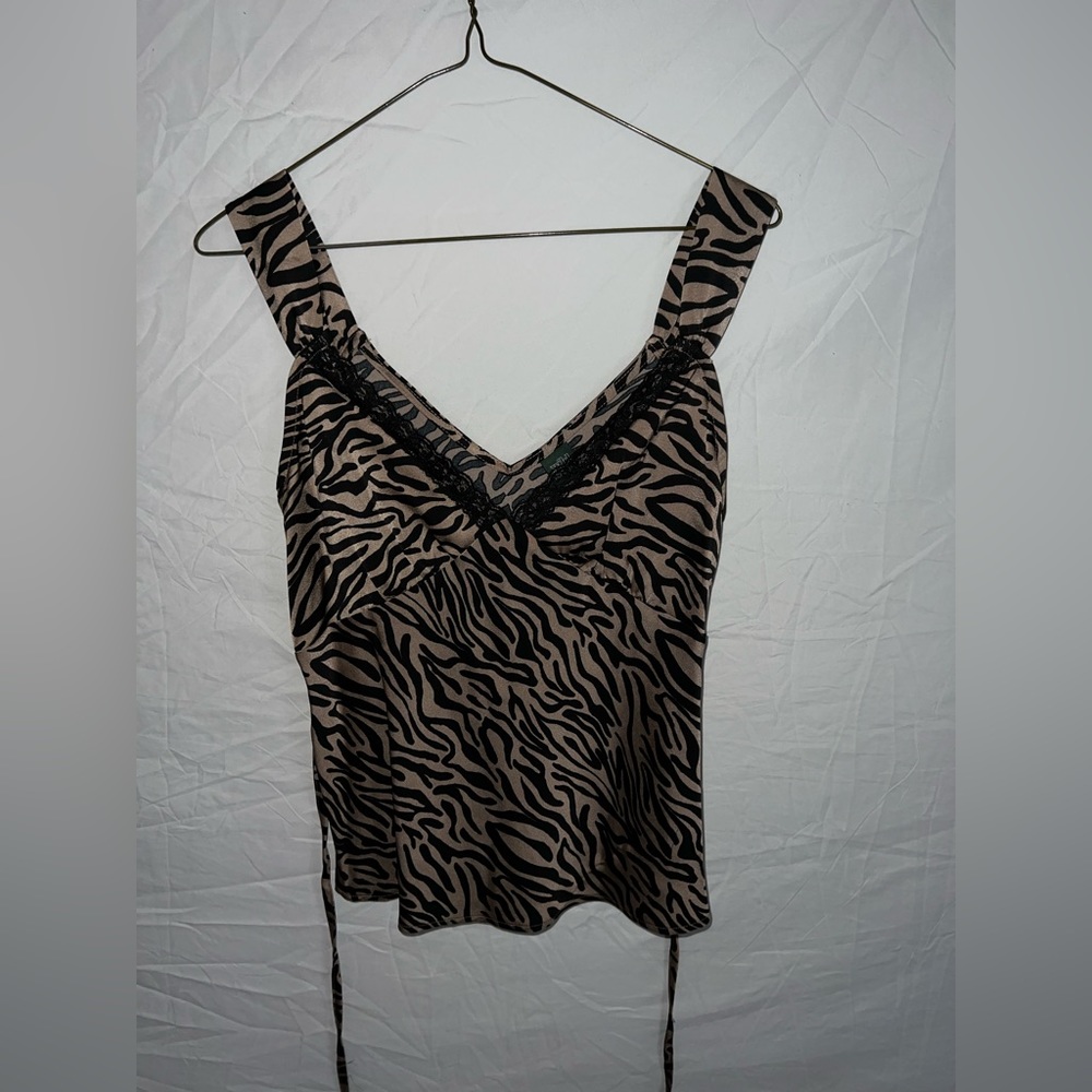 Black and brown zebra top